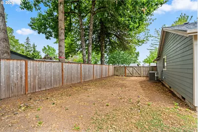 2484 Melrose Loop, Eugene, OR 97402 - Photo 25