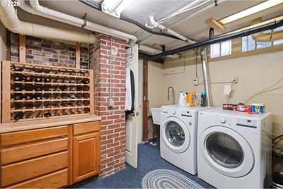 3033 NE Fremont St, Portland, OR 97212 - Photo 35