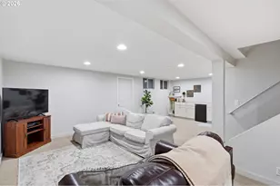 3033 NE Fremont St, Portland, OR 97212 - Photo 33