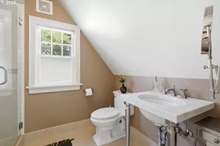 3033 NE Fremont St, Portland, OR 97212 - Photo 31