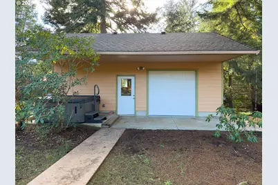 1108 6th St SE, Bandon, OR 97411 - Photo 43