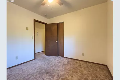 1108 6th St SE, Bandon, OR 97411 - Photo 33