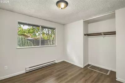 3819 SE 130th Ave, Portland, OR 97236 - Photo 17
