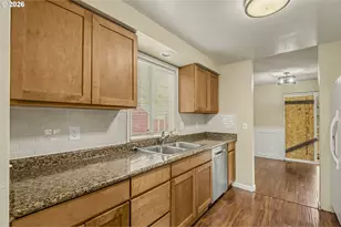 3819 SE 130th Ave, Portland, OR 97236 - Photo 7