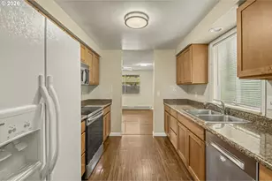 3819 SE 130th Ave, Portland, OR 97236 - Photo 9