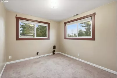 11320 NE Morris St, Portland, OR 97220 - Photo 17