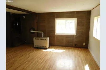 265 N 14th Ave, Elgin, OR 97827 - Photo 5