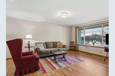 4554 Jan Ree Dr, Salem, OR 97305 - Photo 9