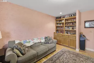 2745 NE Kelly Pl, Gresham, OR 97030 - Photo 11