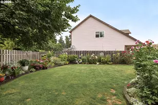2745 NE Kelly Pl, Gresham, OR 97030 - Photo 43