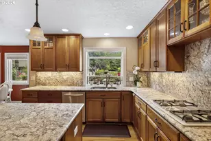 2745 NE Kelly Pl, Gresham, OR 97030 - Photo 19