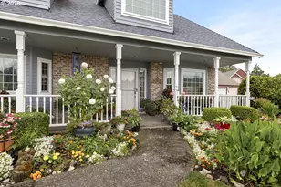 2745 NE Kelly Pl, Gresham, OR 97030 - Photo 3