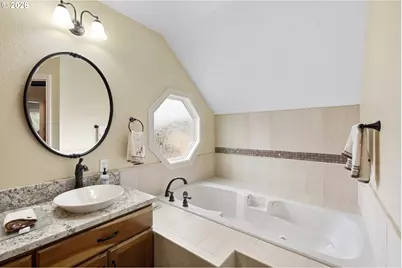 2745 NE Kelly Pl, Gresham, OR 97030 - Photo 35