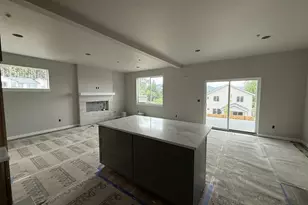 291 NW Mawrcrest Ave, Gresham, OR 97030 - Photo 5