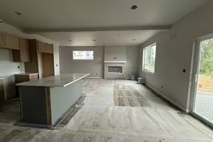 291 NW Mawrcrest Ave, Gresham, OR 97030 - Photo 3