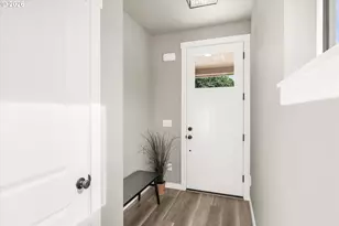 291 NW Mawrcrest Ave, Gresham, OR 97030 - Photo 3