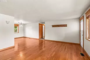 1716 Parnell Dr, Eugene, OR 97404 - Photo 7