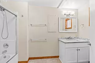 1716 Parnell Dr, Eugene, OR 97404 - Photo 19