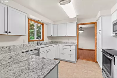 1716 Parnell Dr, Eugene, OR 97404 - Photo 15