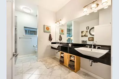 3930 Abbey Ln, Astoria, OR 97103 - Photo 11