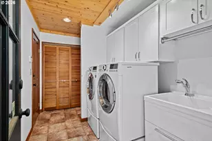 1515 S Radcliffe Ct, Portland, OR 97219 - Photo 19