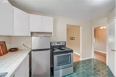 1850 Monroe St, Eugene, OR 97402 - Photo 13