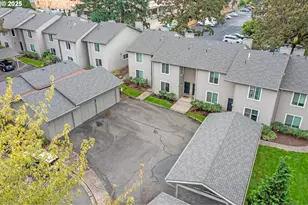 10900 SW 76th Pl, Portland, OR 97223 - Photo 33