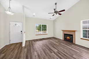 1437 NE Grandhaven St, McMinnville, OR 97128 - Photo 5