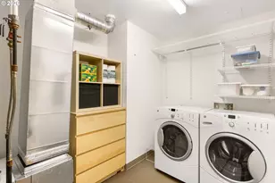 949 NW Overton St, Portland, OR 97209 - Photo 23