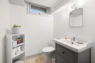 7929 SW 4th Ave, Portland, OR 97219 - Photo 29