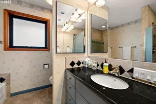 7929 SW 4th Ave, Portland, OR 97219 - Photo 21