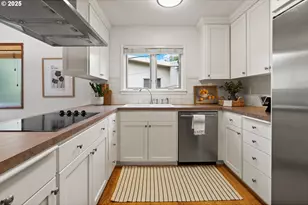 6731 SW 11th Dr, Portland, OR 97219 - Photo 11