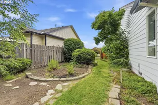 1287 Bernard Dr, Woodburn, OR 97071 - Photo 43