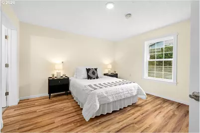 681 SW Birch Ave, Warrenton, OR 97146 - Photo 9