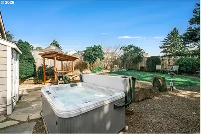 806 NE Mast Ave, Lincoln City, OR 97367 - Photo 29