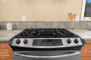 806 NE Mast Ave, Lincoln City, OR 97367 - Photo 15