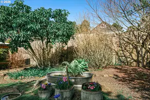 806 NE Mast Ave, Lincoln City, OR 97367 - Photo 33