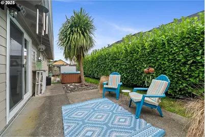 1003 Grove Ave, Tillamook, OR 97141 - Photo 21