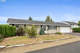 1003 Grove Ave, Tillamook, OR 97141 - Photo 3