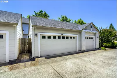 1732 NE 65th Ave, Hillsboro, OR 97124 - Photo 33