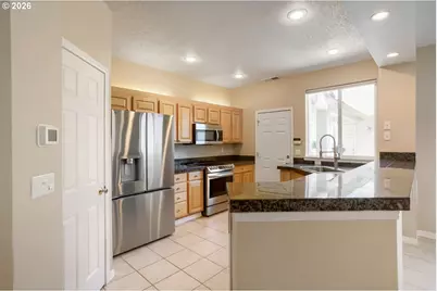 1732 NE 65th Ave, Hillsboro, OR 97124 - Photo 13