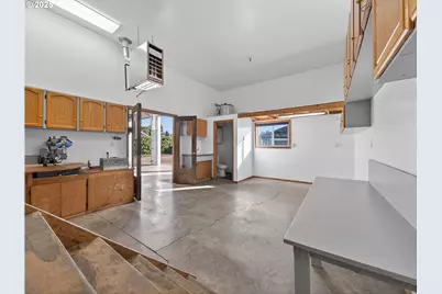 1085 Deer Run Ln, Woodburn, OR 97071 - Photo 47
