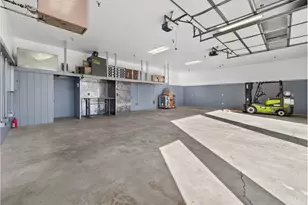 1085 Deer Run Ln, Woodburn, OR 97071 - Photo 41