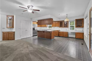 1085 Deer Run Ln, Woodburn, OR 97071 - Photo 9