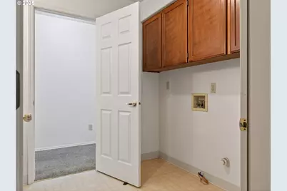 1085 Deer Run Ln, Woodburn, OR 97071 - Photo 23