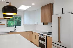 12350 SW 64th Ave, Portland, OR 97219 - Photo 3