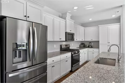 2032 Silverstone Dr, Forest Grove, OR 97116 - Photo 11