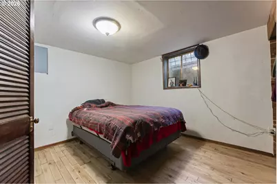 7611 SE Henderson St, Portland, OR 97206 - Photo 15
