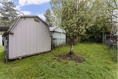 7611 SE Henderson St, Portland, OR 97206 - Photo 19