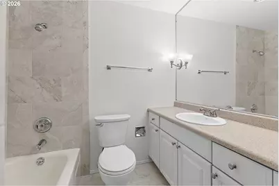 40 Cervantes Cir, Lake Oswego, OR 97035 - Photo 21